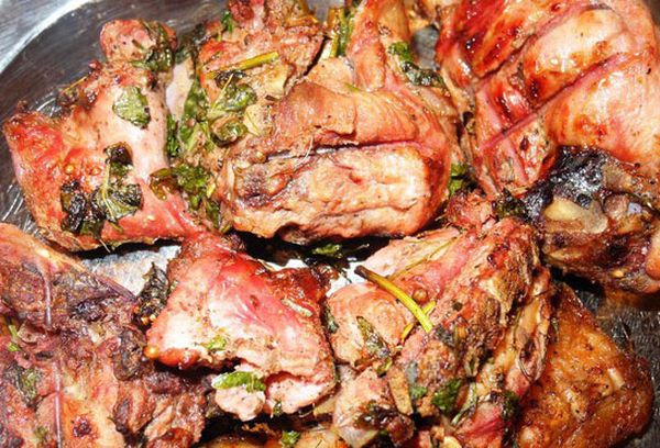 Тушеное барсучье мясо