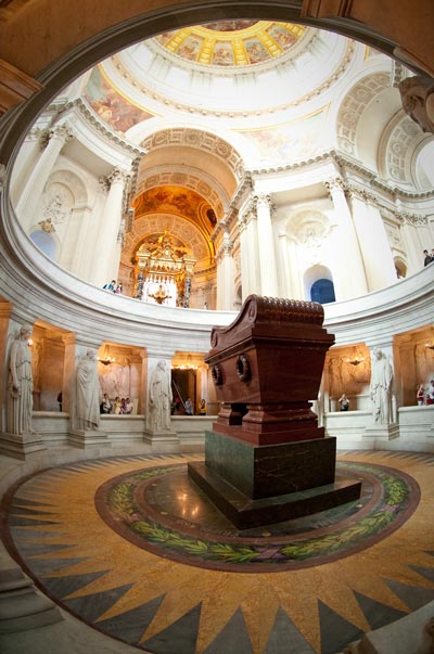 Гробница Наполеона в Доме инвалидов. wikimedia