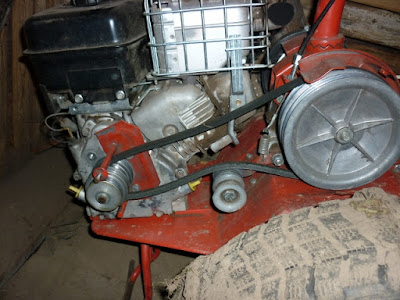 двигатель с ременной передачей под нагрузкой