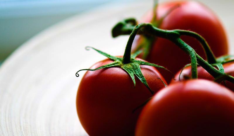 Желтые и красные помидоры: какие ценнее и полезнее