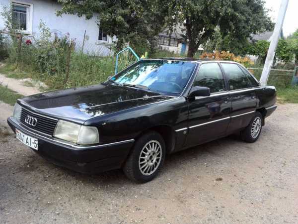 Audi 100 1990 года
