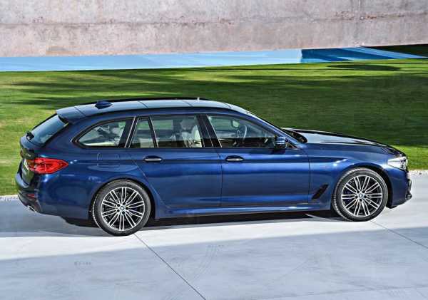 фото BMW 5-Series Touring 2017-2018 вид сбоку