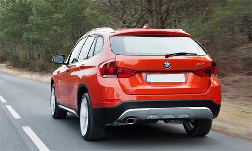 фото нового BMW X1 2013, вид сзади