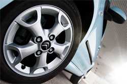 новый дизайн колесных дисков Citroën C1 2013