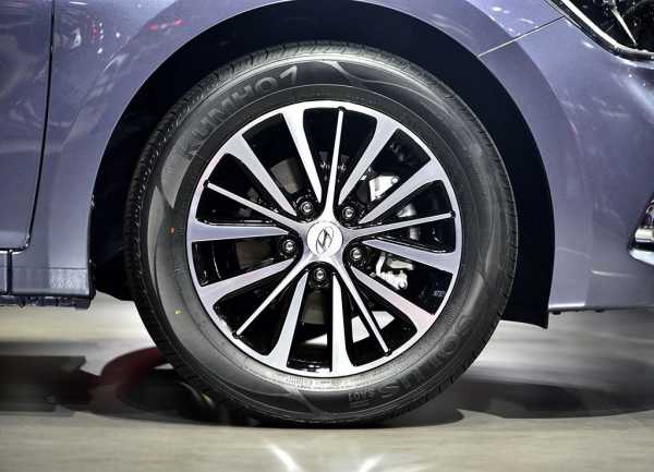 фото колесные диски Hyundai Celesta 2017-2018 года