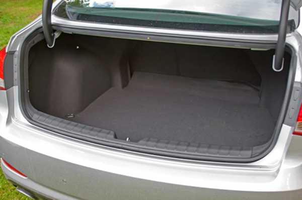картинки багажник седана Хенде и40 2013 года