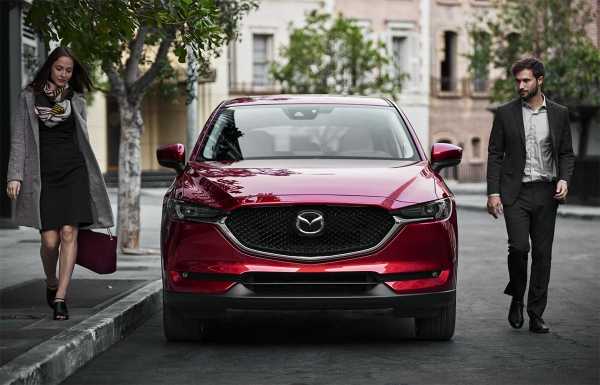 фото Mazda CX-5 2017-2018 вид спереди