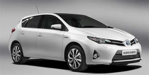 фото Toyota Auris 2013 hybrid